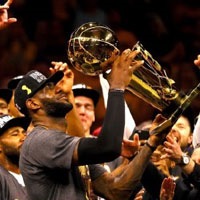 NBA骑士詹姆斯夺冠现场图 恭喜骑士首夺NBA总冠军