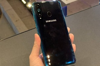 三星Galaxy A8s怎么样 三星A8s参数和配置