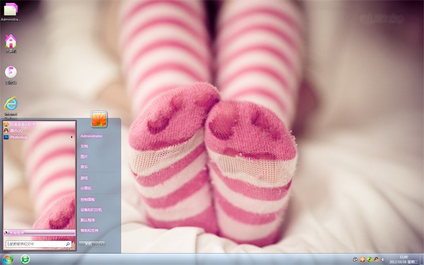 可爱小脚丫win7壁纸下载