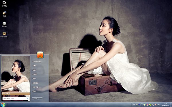 宅男女神刘雨欣Win7主题