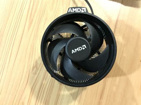 Ryzen 3 1200四核/8G/影驰GTX 1050虎将独显中端游戏电脑