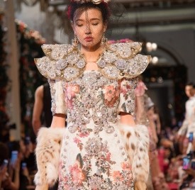 Dolce & Gabbana 于香港举行 Alta Moda 系列服装秀