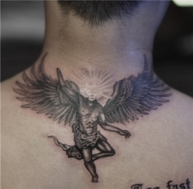 天使纹身图片 坠入人间的小天使