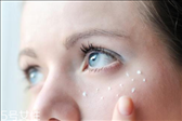眼霜适合多大年龄用 眼霜的作用和功效