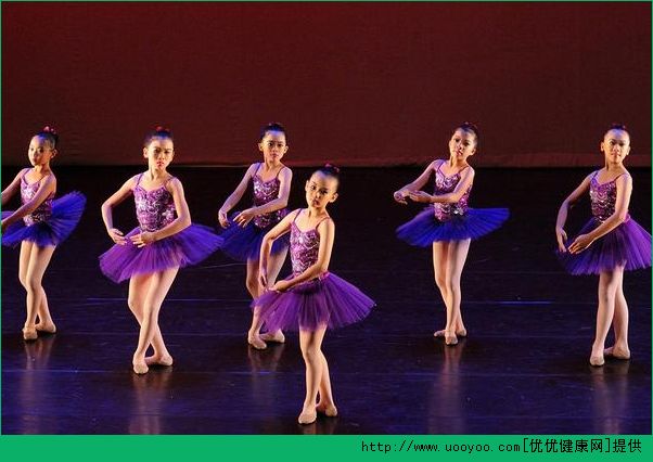 儿童学舞蹈的最佳时期是多大？儿童几岁适合学跳舞？(3)