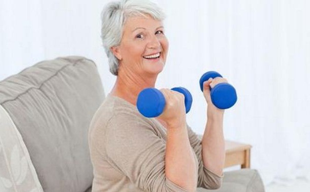 老人健身要注意什么？老人锻炼的注意事项有哪些？(1)