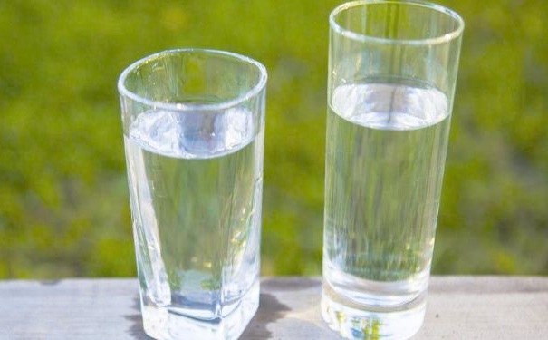哪种杯子喝水最好？喝水应该选什么杯子？[图]