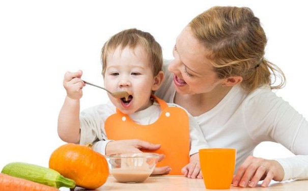 宝宝怎样吃才能更健康？不同年