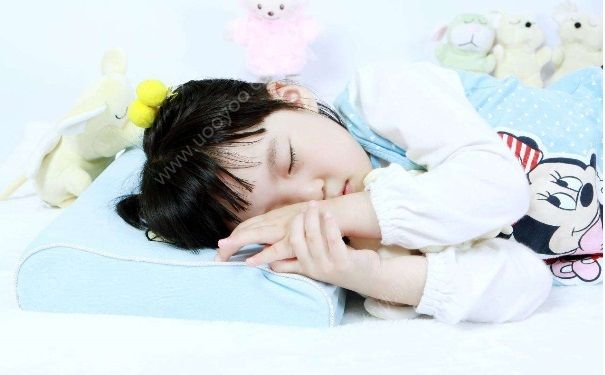 宝宝为什么睡觉打鼾？宝宝睡觉打鼾怎么办？(1)