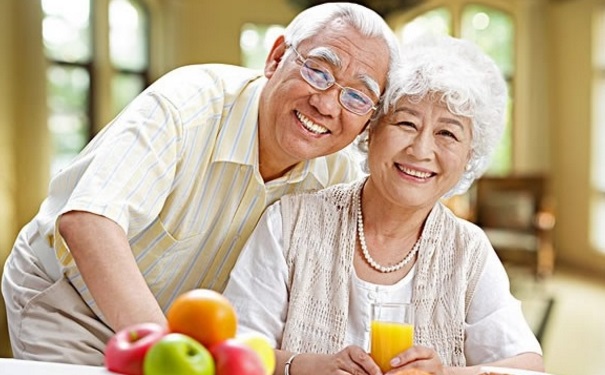 老年人便秘的原因有哪些？老年人便秘该怎么吃？(1)