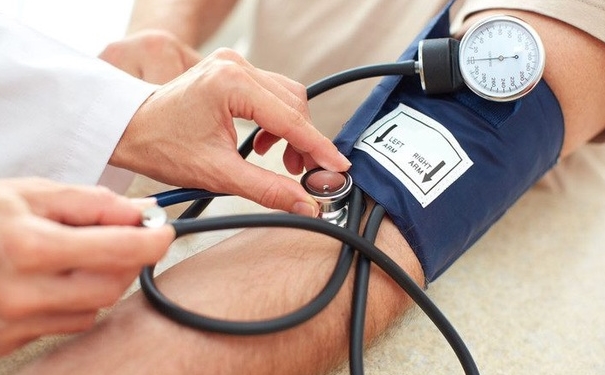 高血压治疗时要注意什么？如何