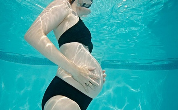 孕妇能够游泳吗？孕妇游泳有什