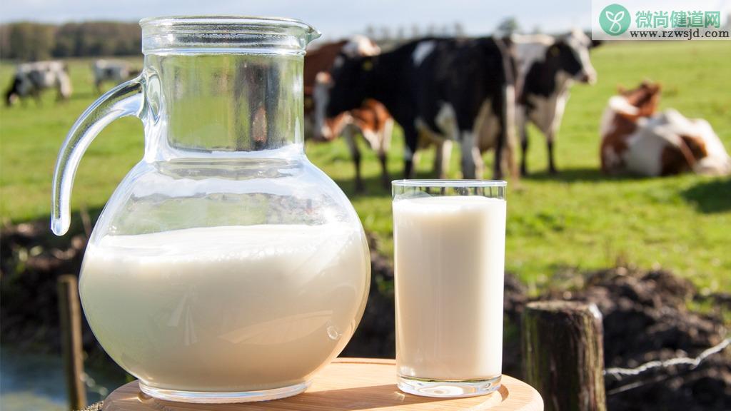 哺乳期喝牛奶能下奶吗？哺乳期