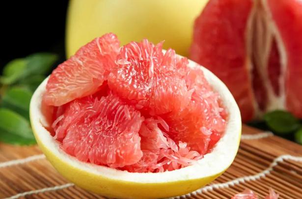 怎样挑选柚子不苦？柚子酸的怎么才能变甜的？