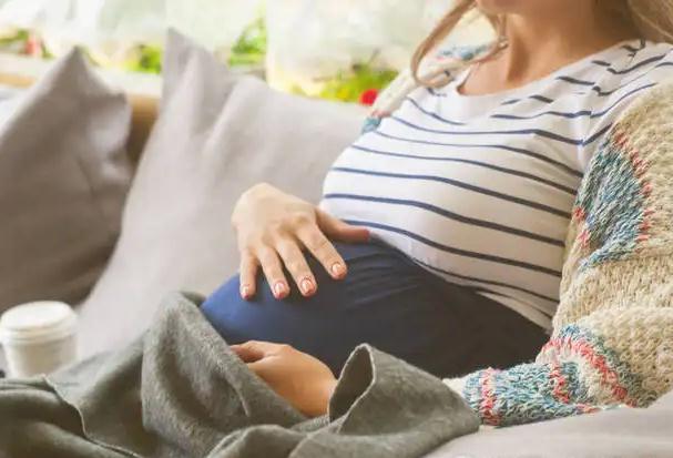 孕妇每天做瑜伽多久？孕妇分娩前焦虑如何缓解？