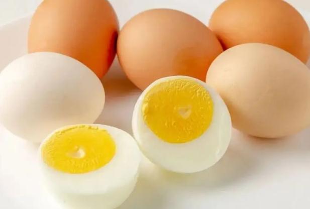 水煮蛋蛋壳难剥的原因是什么