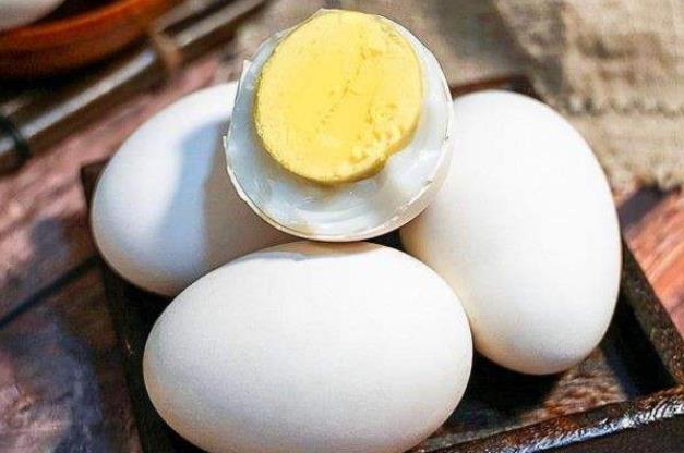 吃鹅蛋可以下奶吗 蛋白质脂