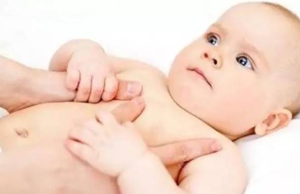 婴儿胀气是什么原因引起的 