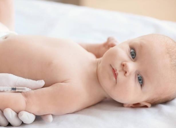 婴儿接种疫苗后发烧怎么处理
