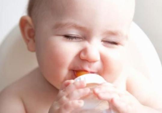 宝宝奶粉过敏的症状有哪些 