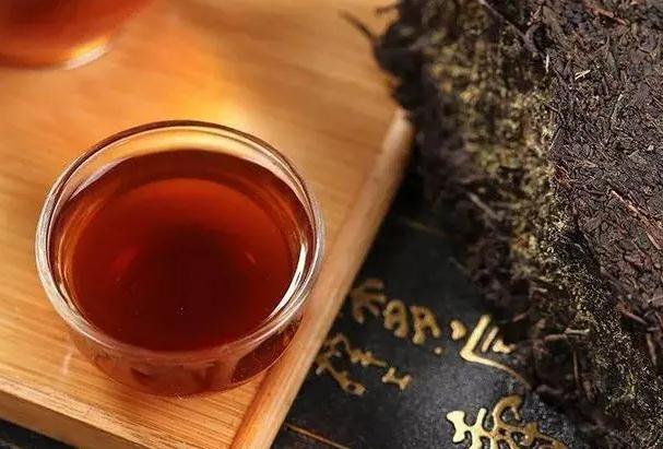 安化黑茶的功效有哪些？黑茶为什么能助眠？