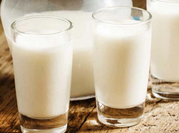 喝鲜牛奶会发胖吗 适量喝帮助体内吸收防止骨质疏松