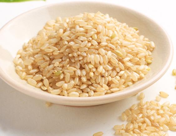 糙米怎么吃好吃 淘洗干净浸