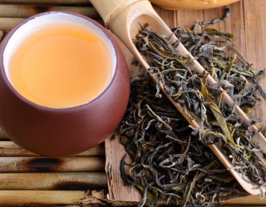乌龙茶属于什么茶 部分发酵茶,青茶,绿叶红镶边