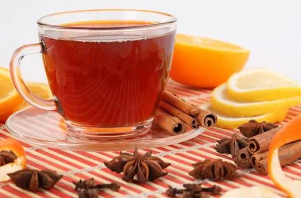空腹喝红茶的危害有哪些？红茶