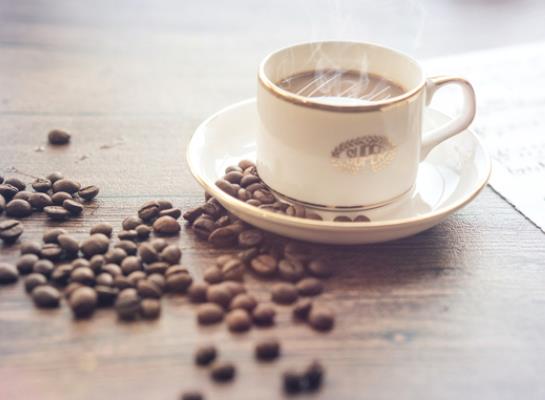 长期喝咖啡的危害有哪些 加重心脏病,高血压,胃病等
