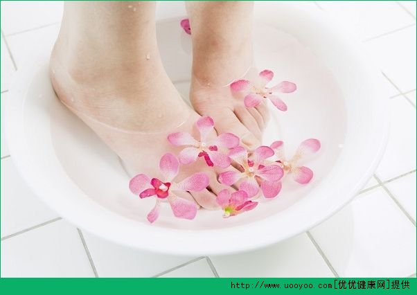 洗脚的好处是什么？怎样才是正确的泡脚方式？[多图]