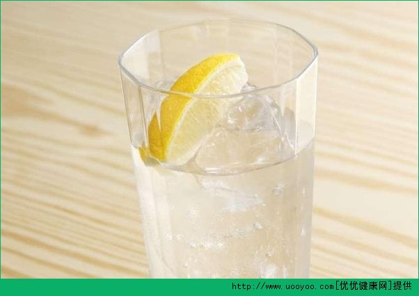 柠檬水能用开水泡吗？喝柠檬水需要注意什么(7)