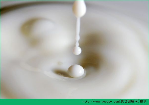 吃药喝牛奶发生冲突吗？吃药可以喝牛奶吗？(4)