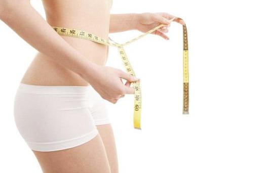 经期不吃饭会瘦吗？月经期间怎样减肥？