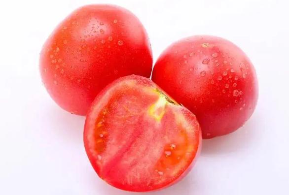 番茄的营养价值有哪些？番茄生吃还是熟吃营养价值高？