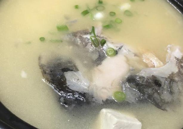 鱼头豆腐汤怎么做又浓又白 