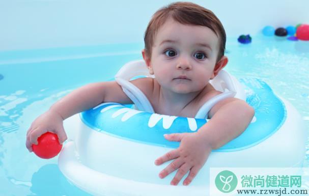 宝宝打预防针后可以游泳吗 宝宝游泳要做哪些准备