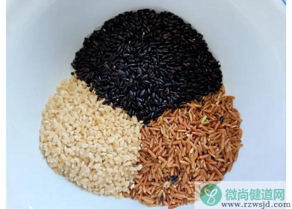 吃三色糙米能减肥吗？吃水煮菜