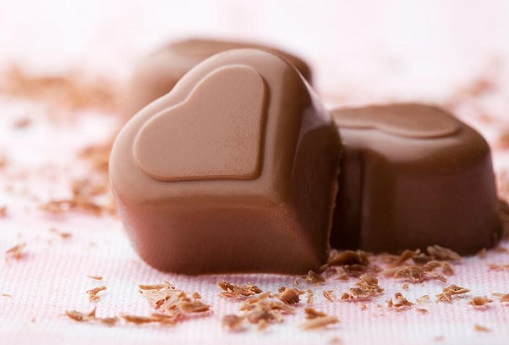 疾病长期大量吃巧克力会出现