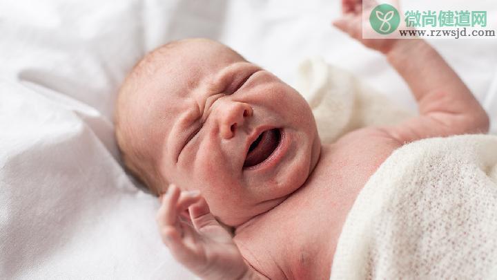 初生婴儿黄疸高的原因有哪些