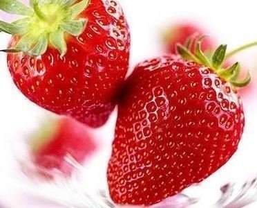 小编教你如何买到最佳的草莓