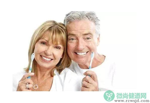 老人如何保护牙齿？电动牙刷老