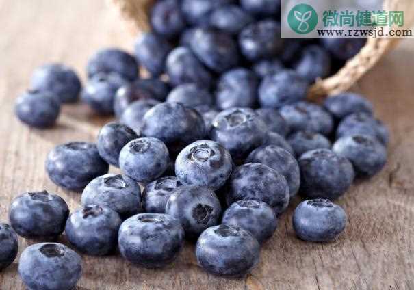 吃蓝莓可以改善睡眠吗 花青素保护脑神经不被氧化