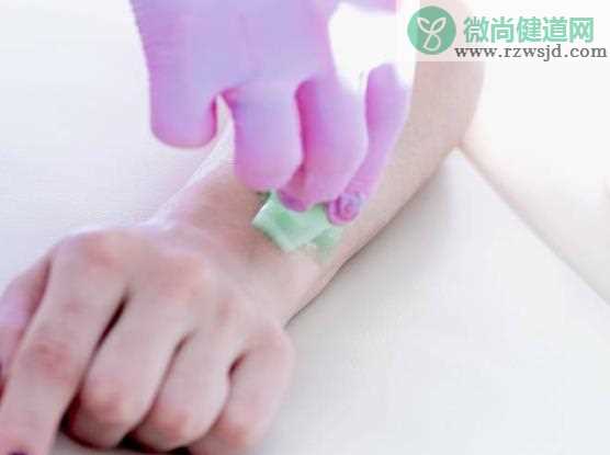 哺乳期能用脱毛膏吗 有害物质传入乳汁影响健康