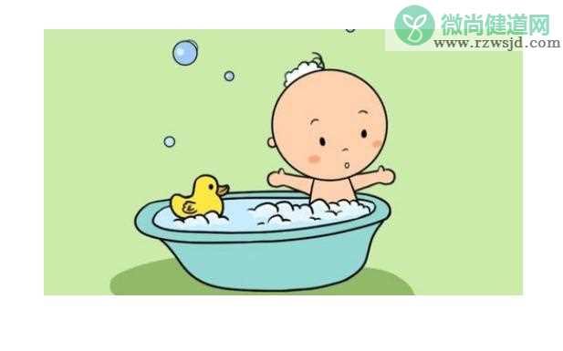 宝宝皮肤过敏可以洗澡吗？给皮