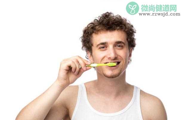 刷牙出血是什么原因？牙齿矫正