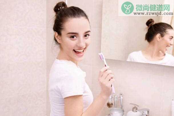 没开封的牙膏过期能刷牙吗？牙菌斑刷牙能刷干净吗？