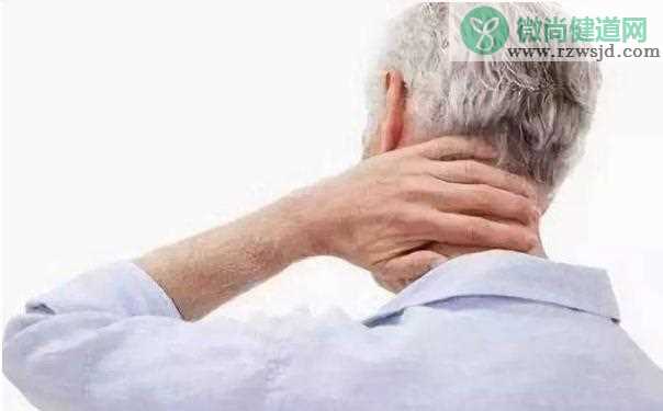 为什么老年人容易得颈椎病？颈
