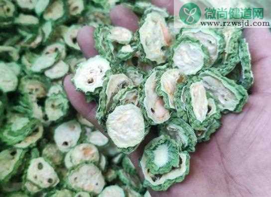 苦瓜茶可以和菊花一起泡吗 苦瓜茶搭配什么好喝