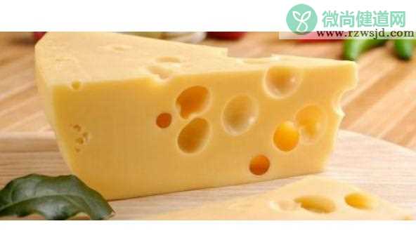 食用奶酪有哪些功效及作用？奶酪不宜与哪些食物同食？
